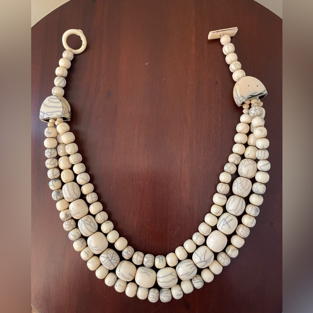 Gorgeous, chunky necklace